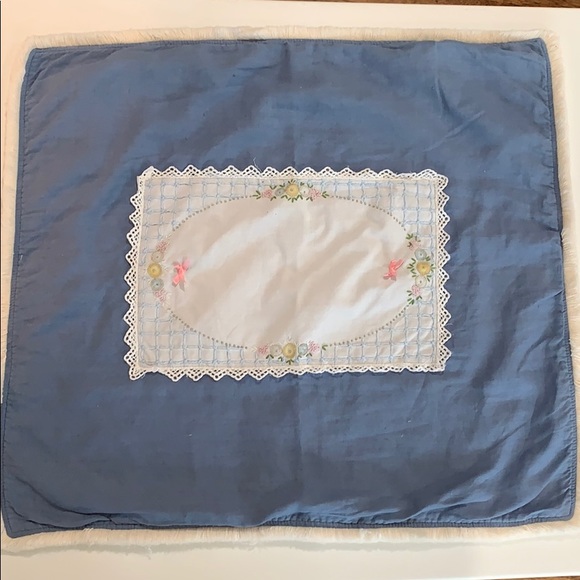 Vintage baby pillow and blanket set - Picture 3 of 9